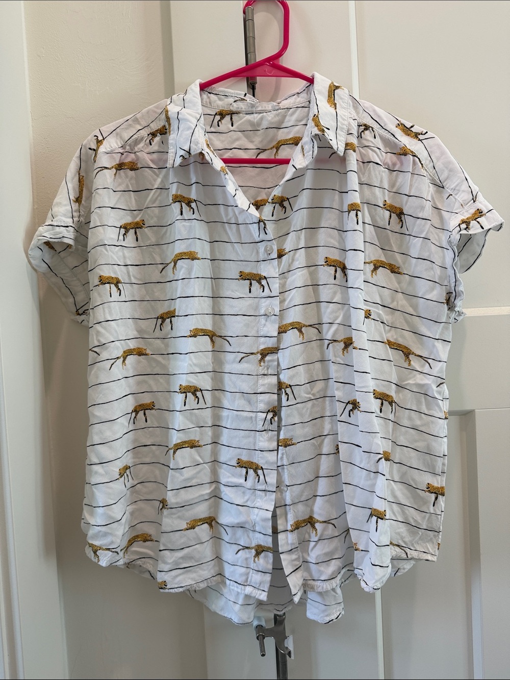 Jane and Delancey White Short-Sleeve Button Blouse with Yellow Fox Print